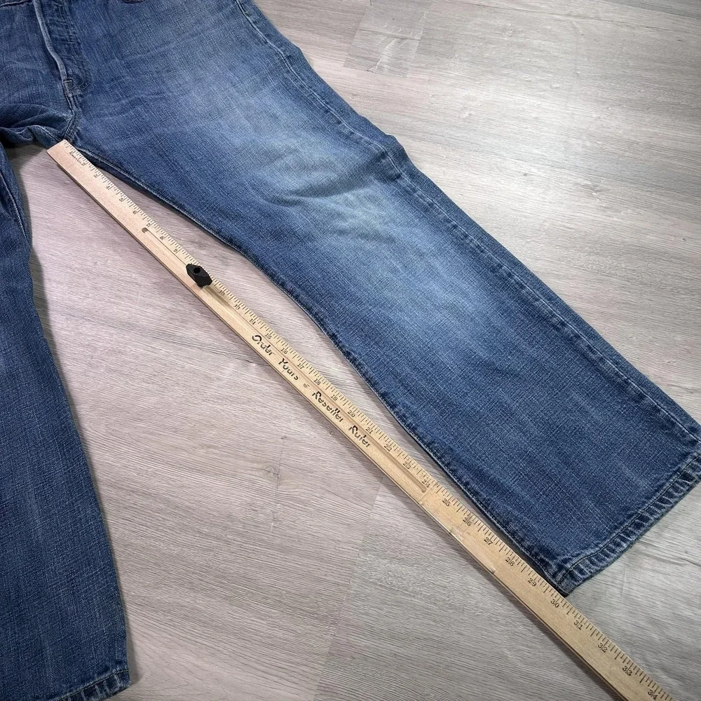 Levis 501 Jeans Mens 38x30 Blue Straight Leg Button Fly Denim Cotton Medium Wash
